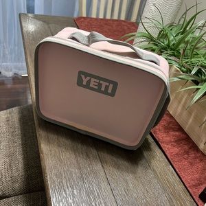 Light pink YETI lunchbox